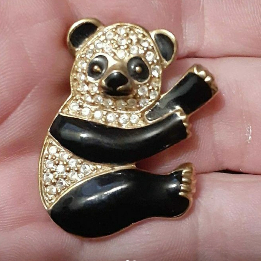 Vintage High End Gold Tone Black Enamel Crystal Panda Pin Brooch